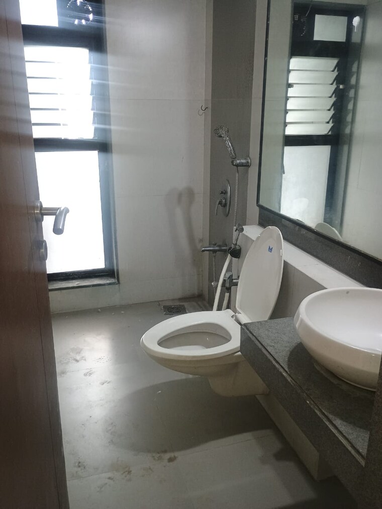 Bathroom, rustomjee-elanza 2 Bedroom 738 Sq.Ft. Apartment In Malad West Mumbai 8377925