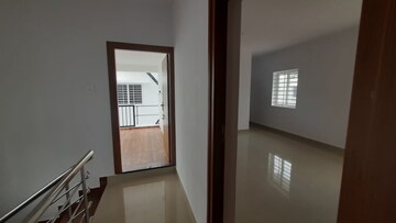 Room in 4 BHK Independent House at Pirayari – for Sale