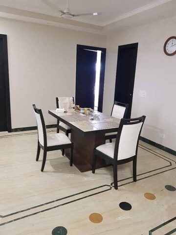 Gym in 2 BHK Apartment at Saket – for Rent