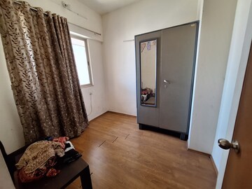 Room in 2.5 BHK Apartment at Lodha Casa Bella Gold, Dombivli East – for Rent