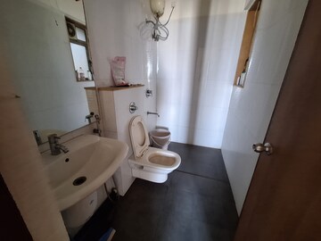 Bathroom in 2.5 BHK Apartment at Lodha Casa Bella Gold, Dombivli East – for Rent