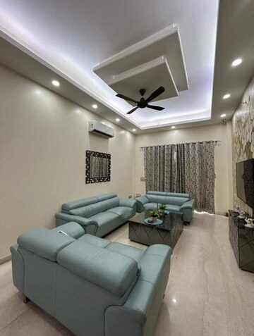 Living Room in 4 BHK Builder Floor at Saket – for Rent