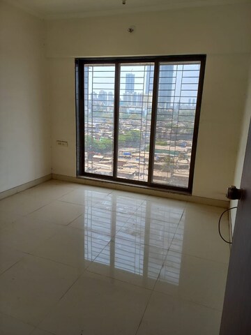1 BHK Apartment For Rent in Je And Vee Om Trimurti, Malad East
