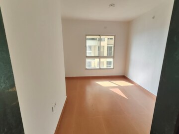 Master Bedroom in 1 BHK Apartment at DB Orchid Ozone, Dahisar East – for Rent