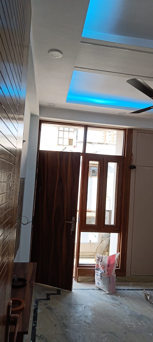 1 BHK 500 Sq.Ft. Builder Floor in Mahalaxmi Plaza Vaishali