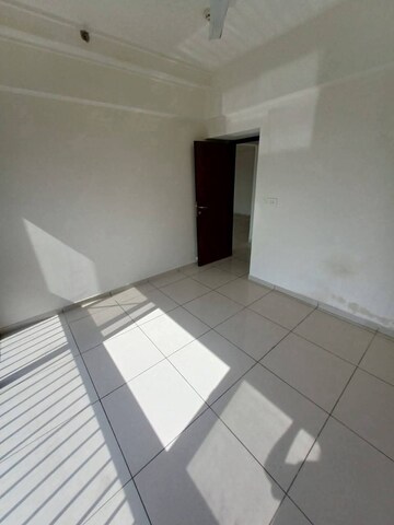 Room in 1 BHK Apartment at Duville Riverdale Heights, Kharadi – for Sale