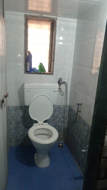 Bathroom in 1 BHK Apartment at Dombivli West – for Rent