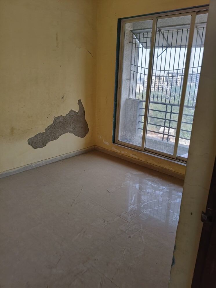 Room, kalyan west 1 Bedroom 635 Sq.Ft. Apartment In Kalyan West Thane 8378140