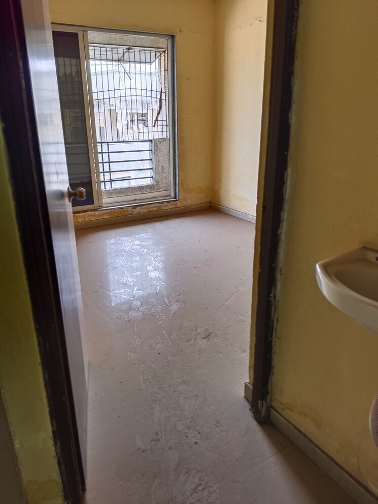 Room, kalyan west 1 Bedroom 635 Sq.Ft. Apartment In Kalyan West Thane 8378140