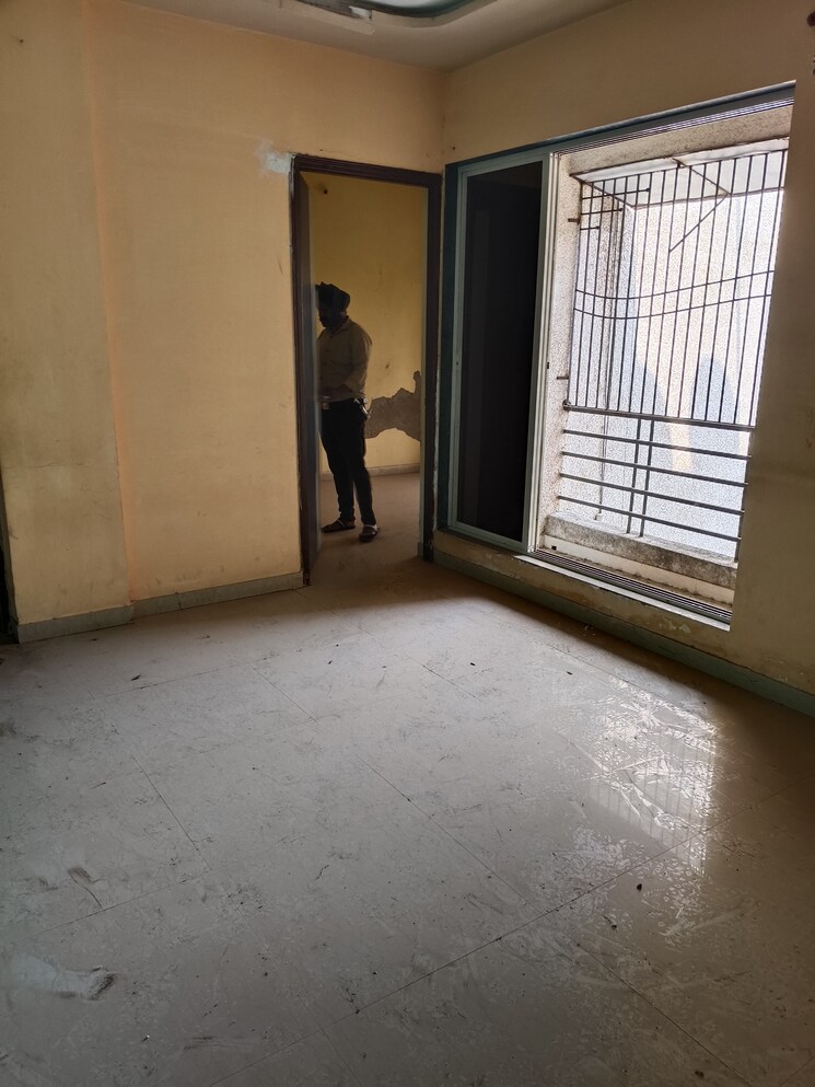 Room, kalyan west 1 Bedroom 635 Sq.Ft. Apartment In Kalyan West Thane 8378140