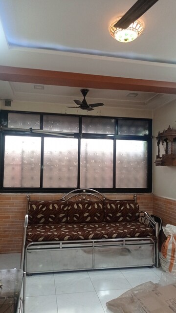 Living Room in Studio Apartment at Dombivli West – for Rent