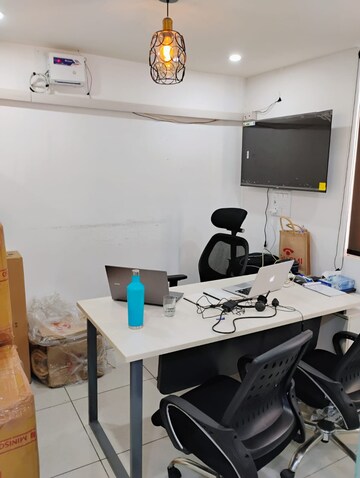 Team Area in  Office Space in IT/SEZ at Sector 16 – for Rent
