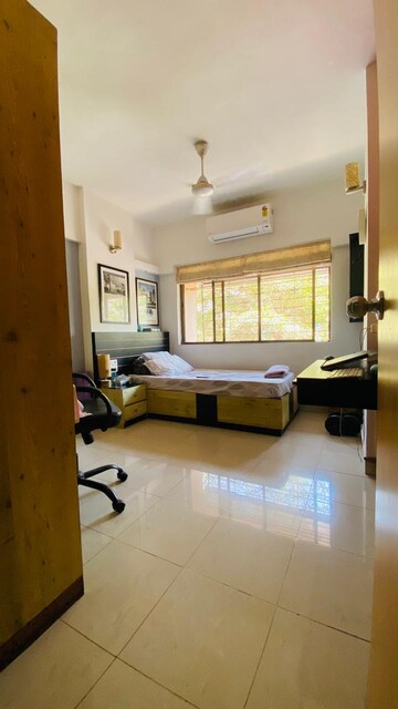 Living Room in 2 BHK Apartment at Raj Arcade II, Kandivali West – for Sale