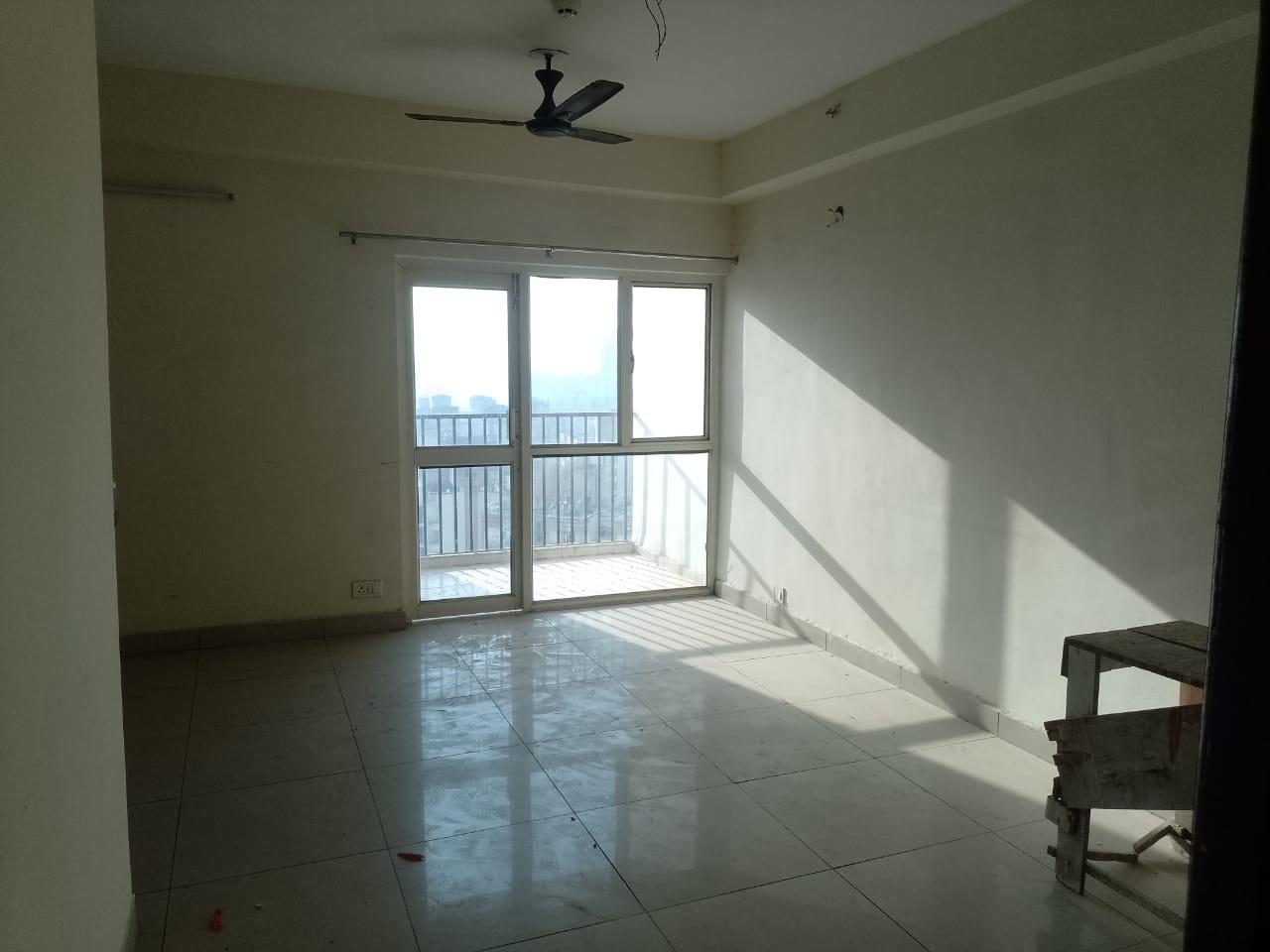 2 BHK Apartment For Sale in Nimbus Express Park View