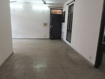 Room in 3 BHK Apartment at Kendriya Vihar 2, Sector 82 – for Rent