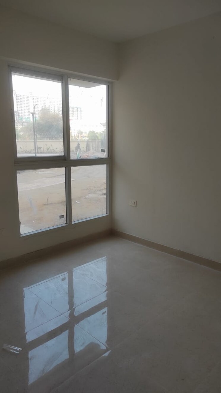 Room, signature-global-orchard-avenue 2 Bedroom 700 Sq.Ft. Apartment In Sector 93 Gurgaon 8378364