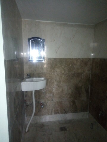 Bathroom in 2 BHK Builder Floor at Omicron Iii Greater Noida – for Sale