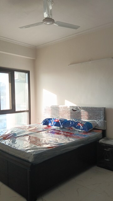 Bedroom in 2 BHK Apartment at Sector 14 – for Rent