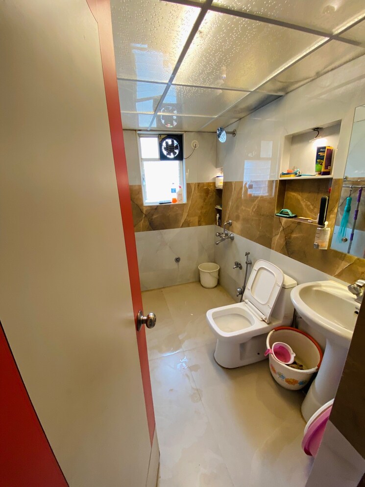 Bathroom, mayfair-eleganza-phase-ii 2 Bedroom 1000 Sq.Ft. Apartment In Kondhwa Pune 8378424