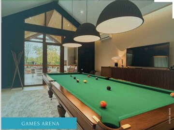 Swimming Pool in 3.5 BHK Apartment at Signature Global Daxin Vistas, Bhondsi – for Sale