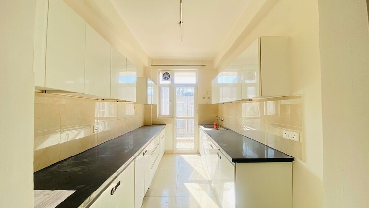Kitchen, omaxe-new-chandigarh 3 Bedroom 1995 Sq.Ft. Builder Floor In North Mullanpur Chandigarh 8378685