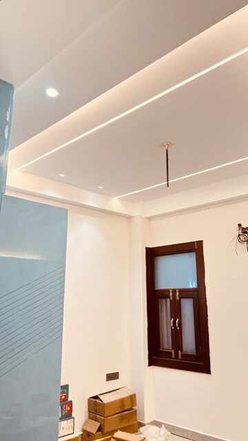 Furnished Amenities in 2 BHK Apartment at Lajpat Nagar Iii – for Sale