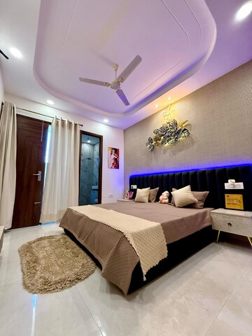Bedroom in 4 BHK Independent House at Kishanpura – for Sale