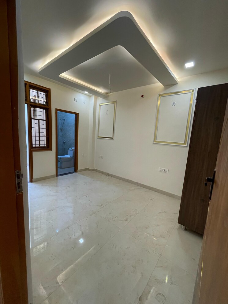 Room, gomti nagar 3 Bedroom 1602 Sq.Ft. Villa In Gomti Nagar Lucknow 8378751