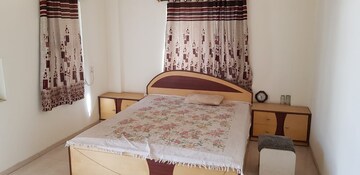 Bedroom in 3 BHK Apartment at Dharampeth – for Rent