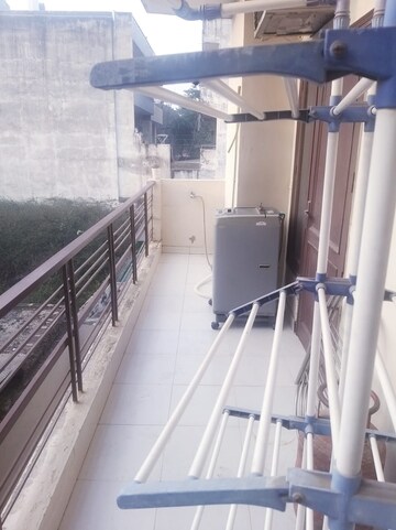 Balcony in 3 BHK Builder Floor at Sector 45 – for Rent