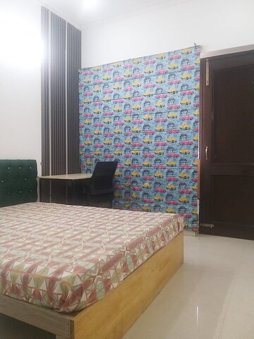 Bedroom in 3 BHK Builder Floor at Sector 45 – for Rent