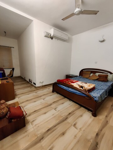 Bedroom in 2 BHK Apartment at Vasant Kunj – for Rent