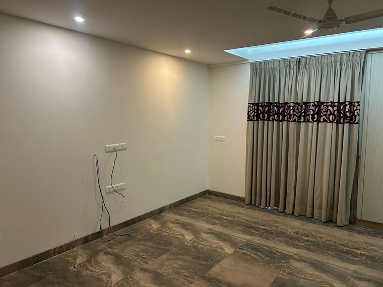 Room, gulmohar enclave 4 Bedroom 2700 Sq.Ft. Builder Floor In Gulmohar Enclave Delhi 8379077
