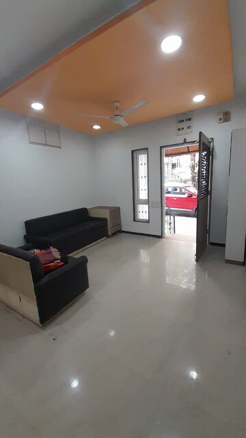 Living Room in 3 BHK Apartment at Ashram Road – for Rent