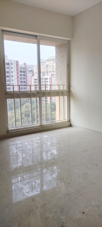 Room in 1 BHK Apartment at Vijay Orovia, Ghodbunder Road – for Sale