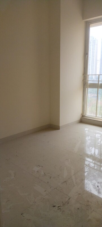 Room in 1 BHK Apartment at Vijay Orovia, Ghodbunder Road – for Sale