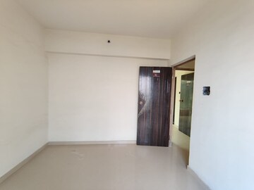 Room in 2 BHK Apartment at Kalwa – for Sale