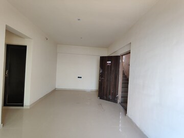 Room in 2 BHK Apartment at Kalwa – for Sale
