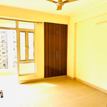 Master Bedroom in 3 BHK Apartment at Supertech Ecovillage I, Sector 1 Greater Noida – for Rent