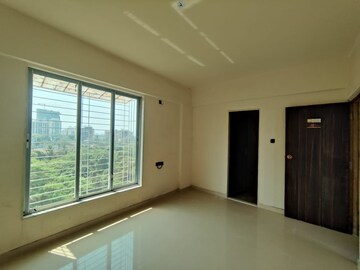Room in 2 BHK Apartment at Kalwa – for Sale