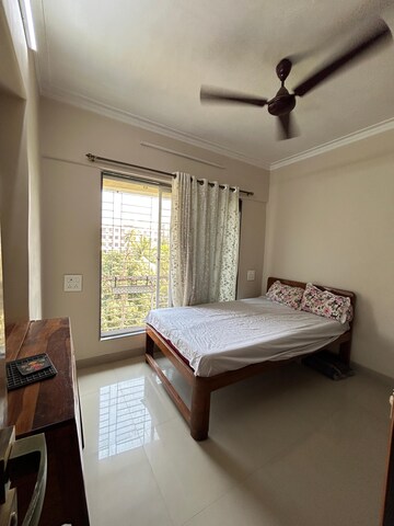 Bedroom in 2 BHK Apartment at Angel Villa, Borivali West – for Rent