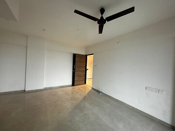 Room in 2 BHK Apartment at Kalwa – for Sale