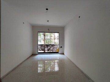 Room in 2 BHK Apartment at Kalwa – for Sale
