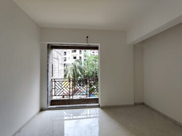 Room in 2 BHK Apartment at Kalwa – for Sale