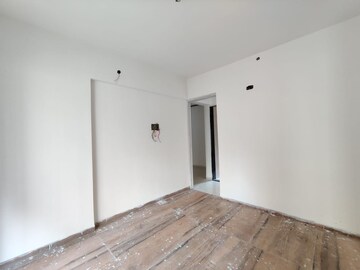 Room in 2 BHK Apartment at Kalwa – for Sale