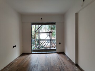 Room in 2 BHK Apartment at Kalwa – for Sale