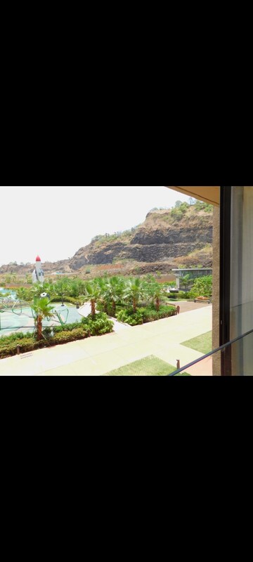 Swimming Pool in 2 BHK Apartment at Kanakia Silicon Valley, Powai – for Rent