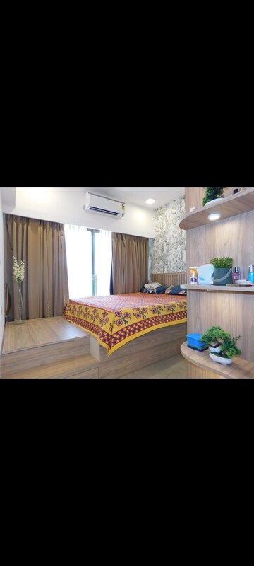 Bedroom in 2 BHK Apartment at Kanakia Silicon Valley, Powai – for Rent