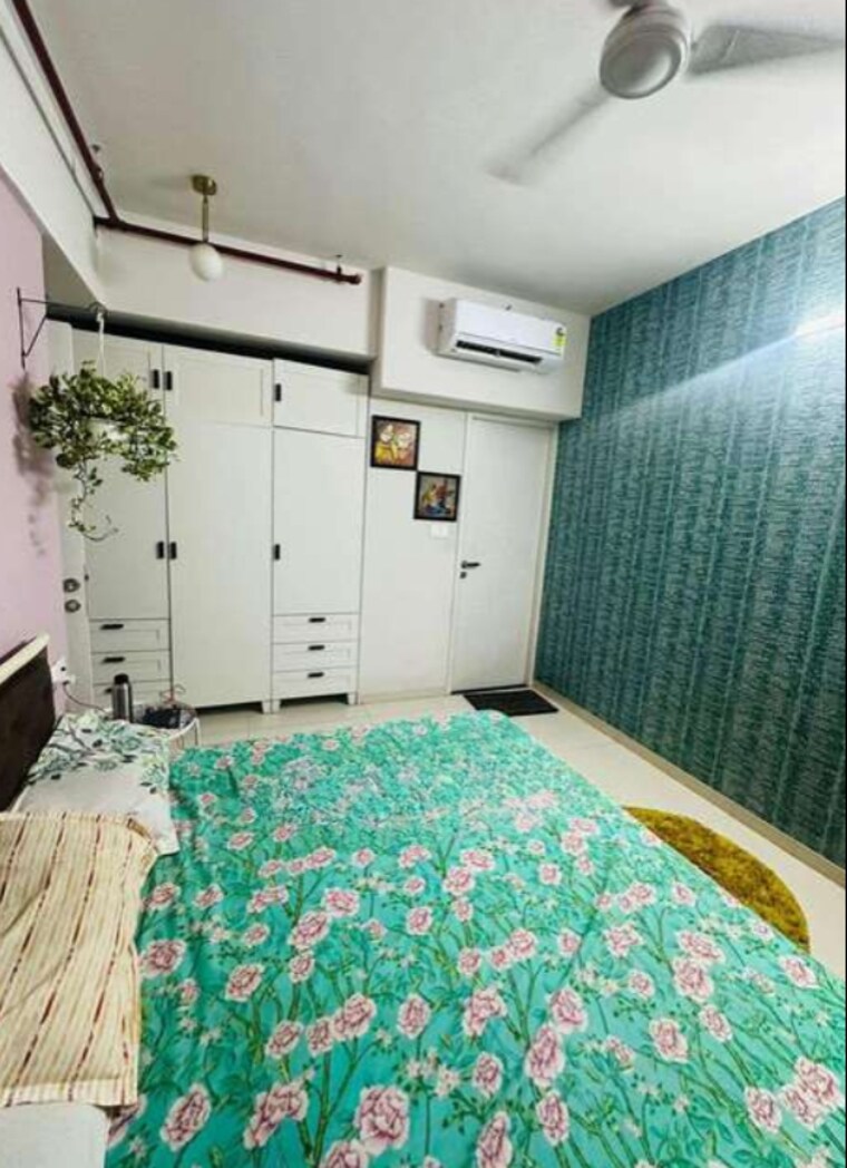 Bedroom, rustomjee-urbania 2 Bedroom 748 Sq.Ft. Apartment In Majiwada Thane 8379445