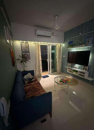 2 BHK Apartment For Sale in Rustomjee Urbania, Majiwada